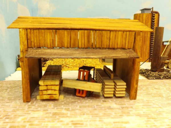 Bäuerliche Remise oder Lagerhalle, aus echtem Holz, in 2 Varianten