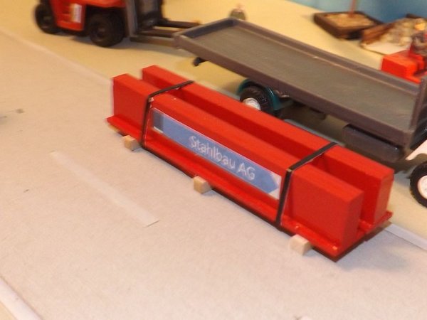 Ladegut: Stahl T-Träger, 1 Bund=2 Stck. in Rot, in versch. Längen erhältlich